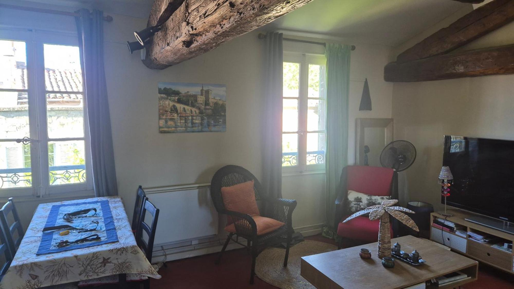 Un Nid Sur Les Toits Face Au Palais Des Papes Lägenhet Avignon Exteriör bild